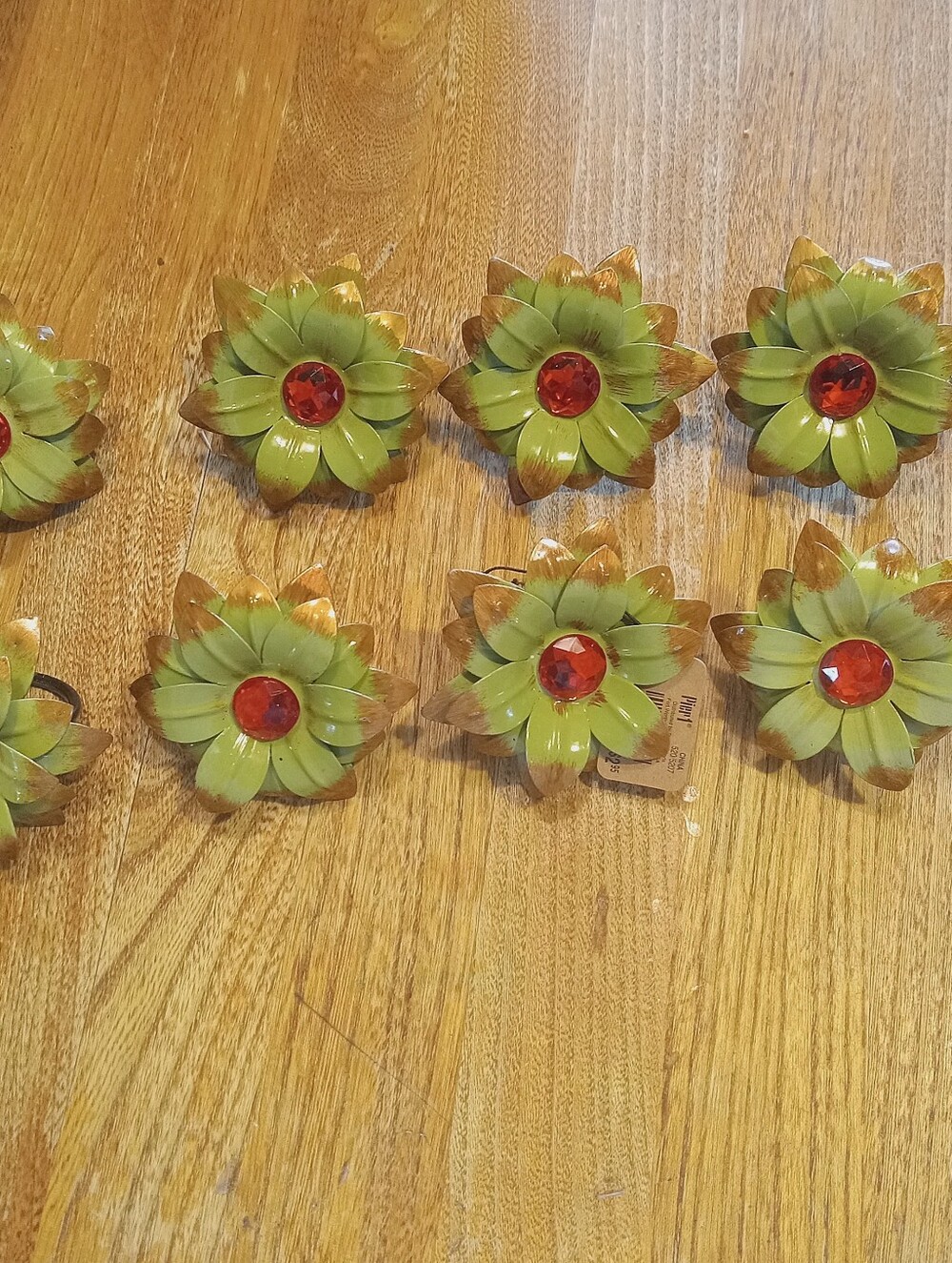 Pier One Metal Flower Napkin Rings (8) Autumn Floral Enamelware Tableware Green